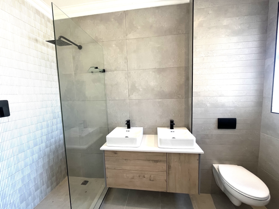 4 Bedroom Property for Sale in Sandown Western Cape